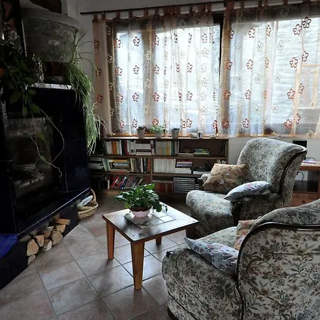 펜션 La Casa Del Dell'aquila E Del Lupo
